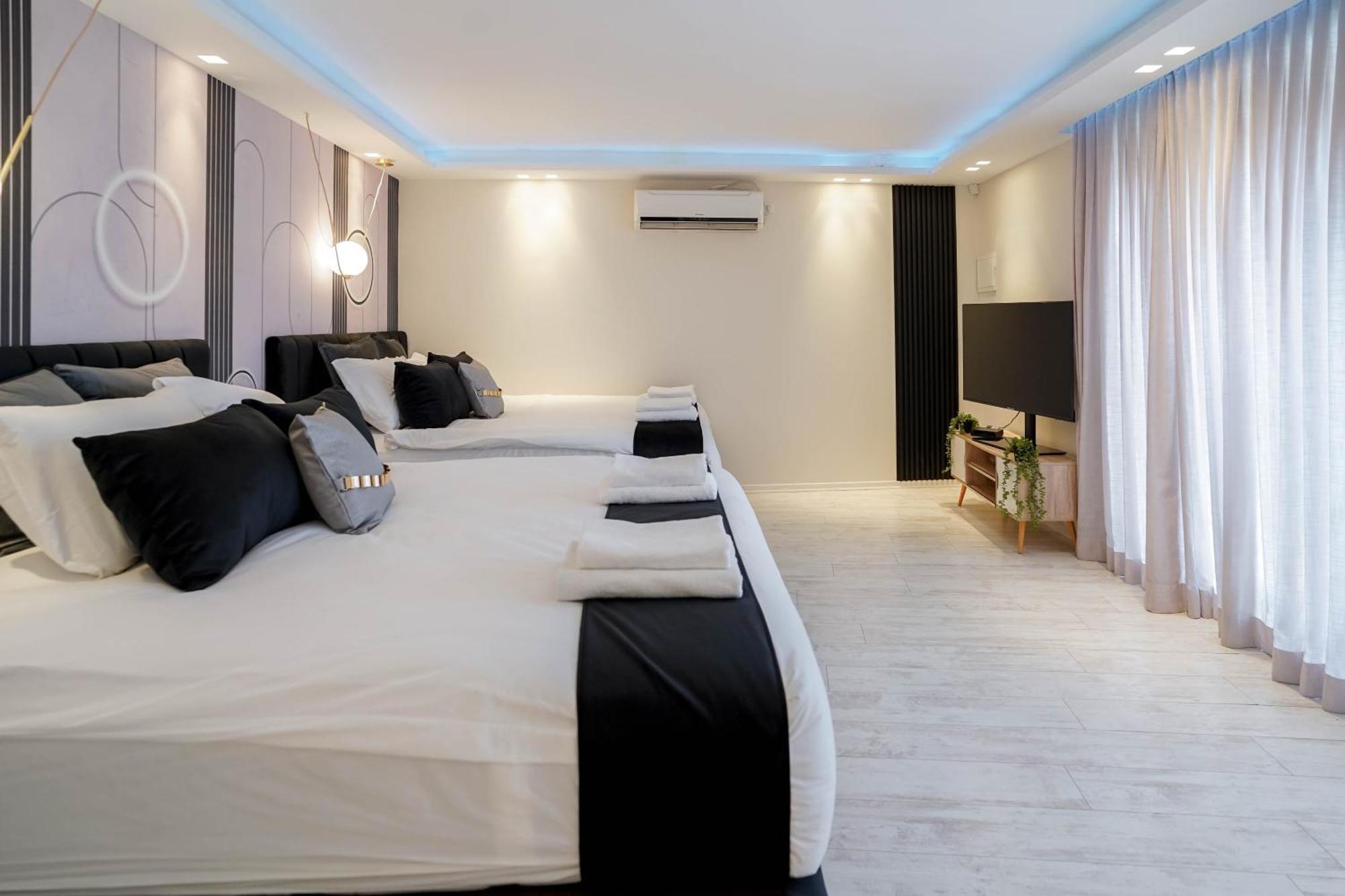 Yalarent Mountainside Duplexes With Private Pool 엘라트 외부 사진