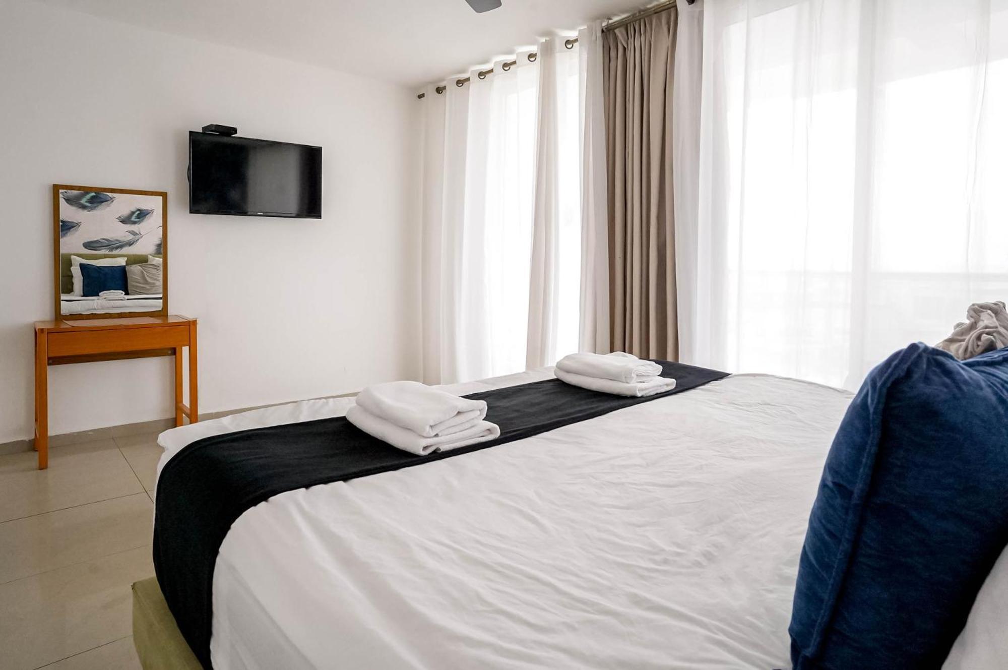 Yalarent Mountainside Duplexes With Private Pool 엘라트 외부 사진